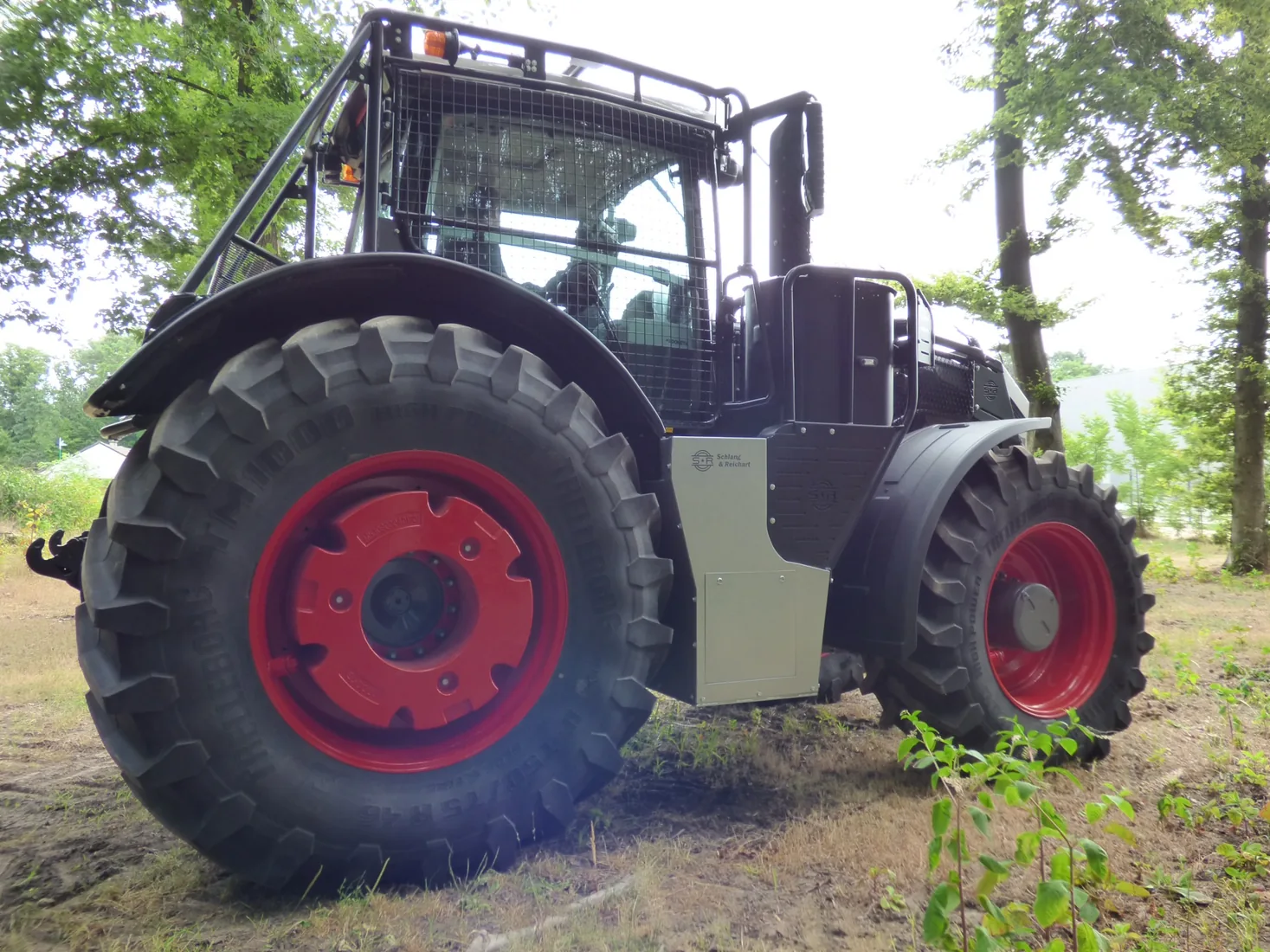 Blindage forestier et protection forestière Fendt 1000 - vue 07