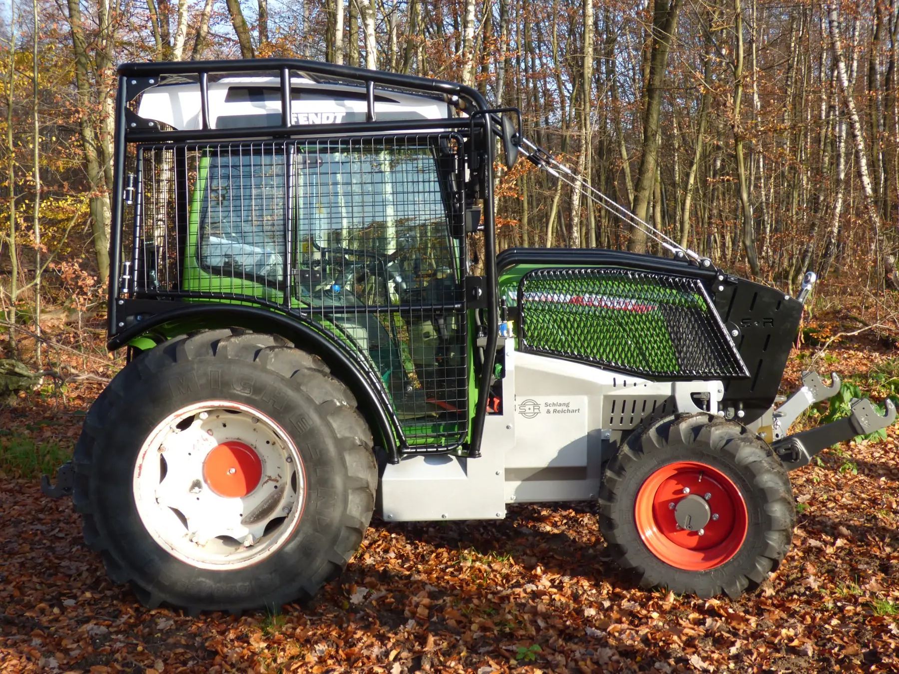 Blindage forestier et protection forestière Fendt 200 - vue 05