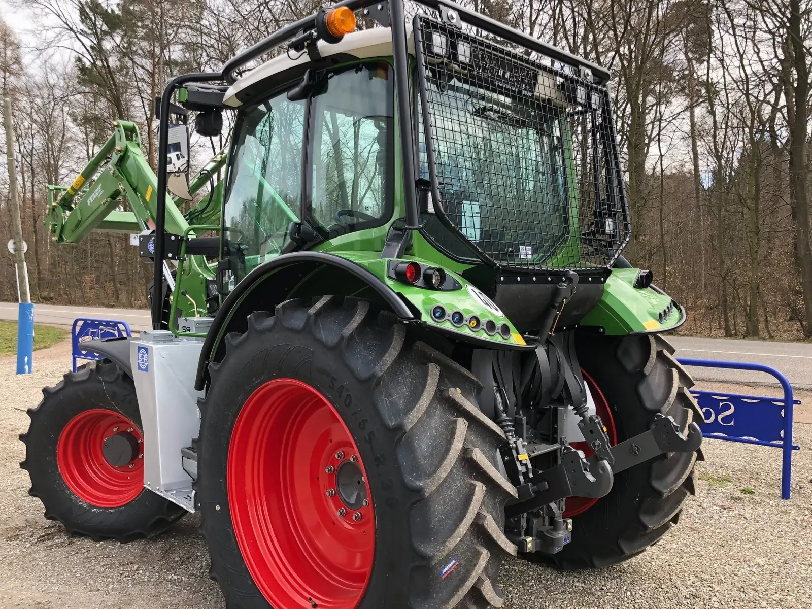 Blindage forestier et protection forestière Fendt 300 - vue 04
