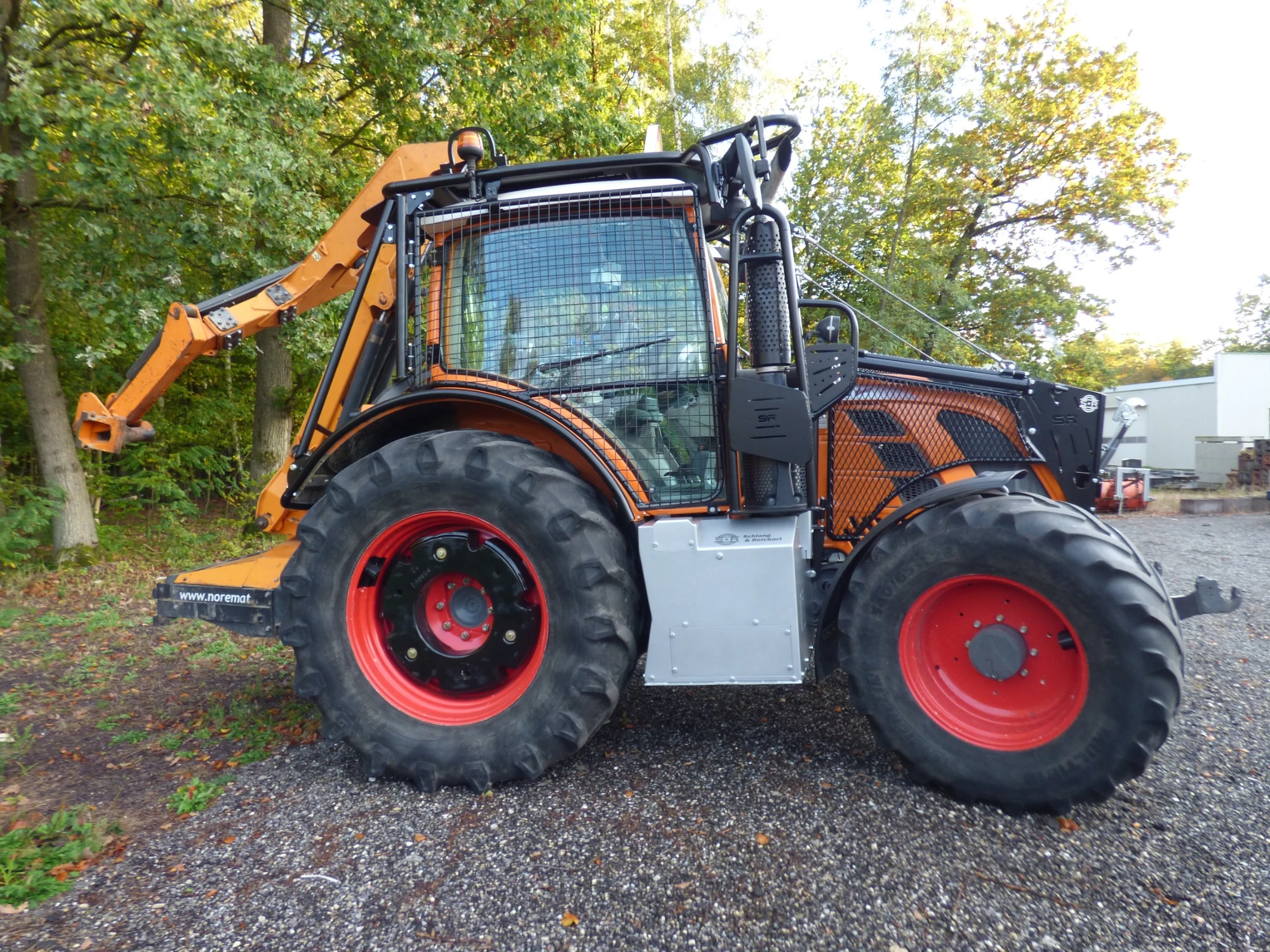 Réalisation de blindage forestier et protection forestière Fendt 500
