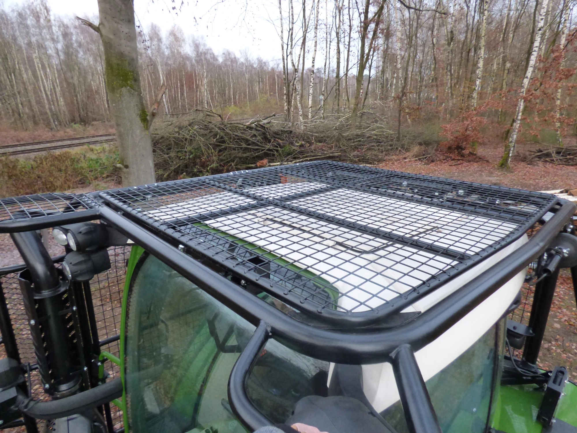 Réalisation de blindage forestier et protection forestière Fendt 700 Gen 6