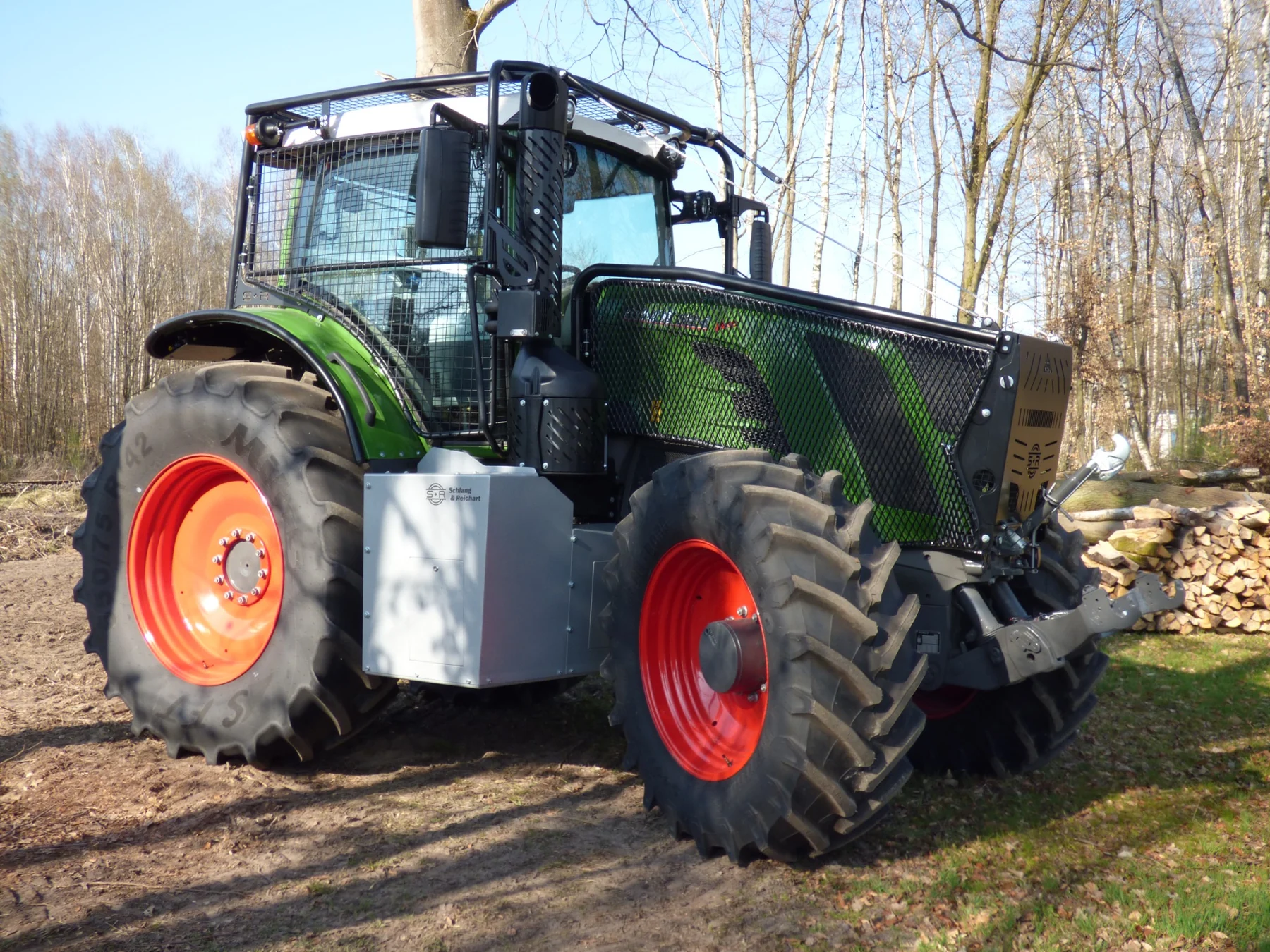 Blindage forestier et protection forestière Fendt 800 S4 - vue 08