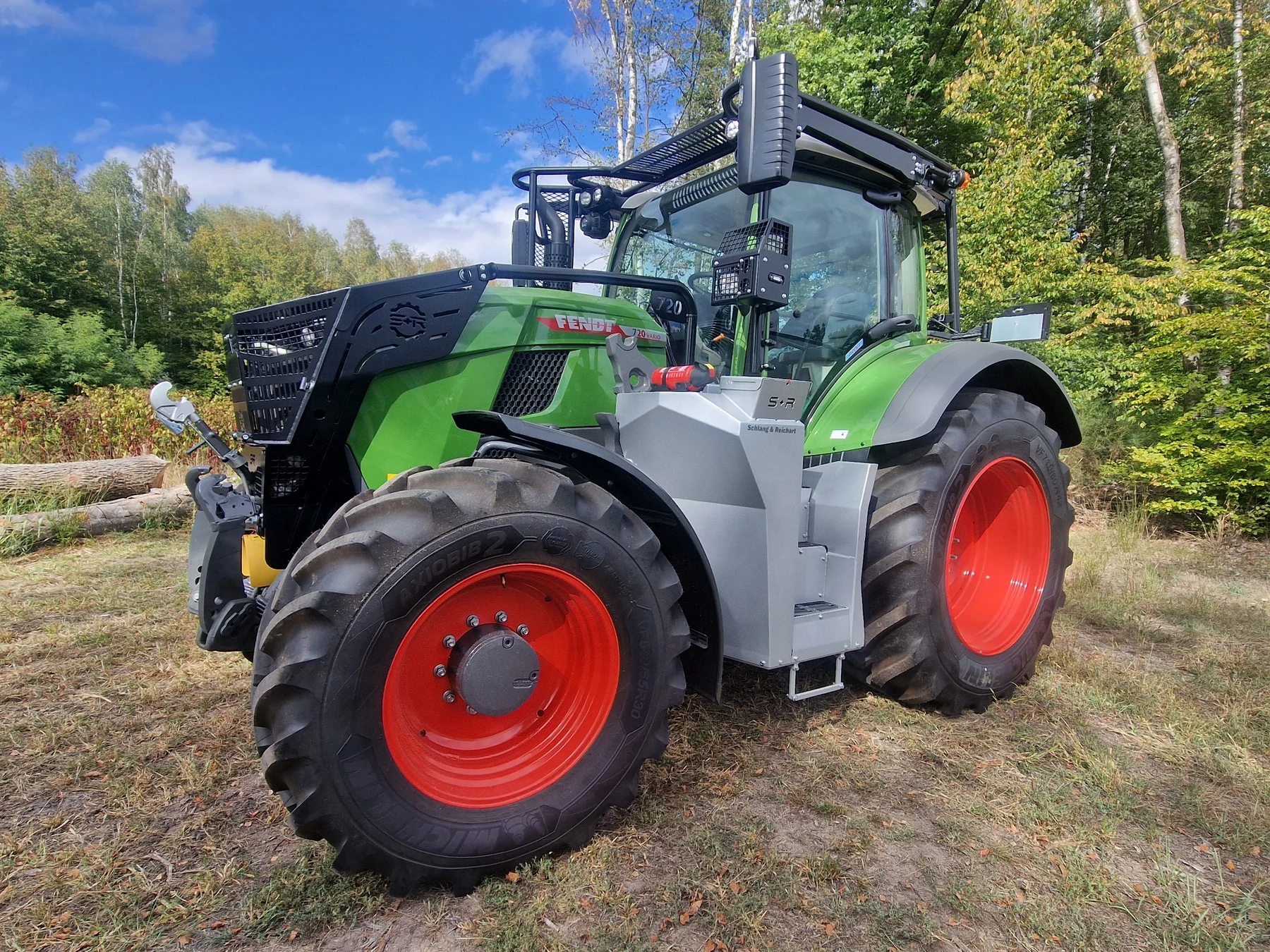 Réalisation de blindage forestier et protection forestière Fendt 700 Gen 7