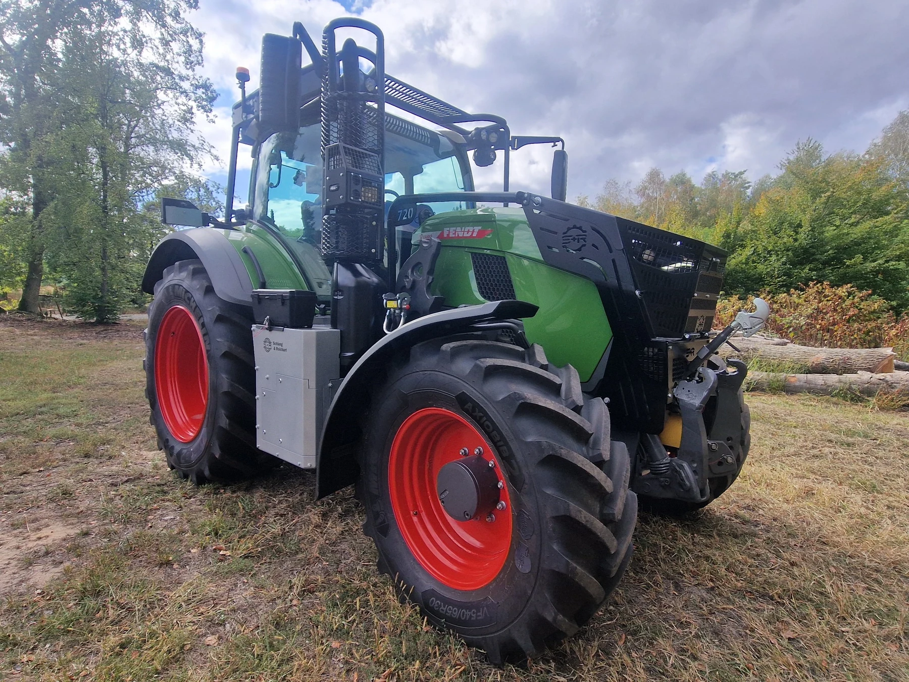 Réalisation de blindage forestier et protection forestière Fendt 700 Gen 7